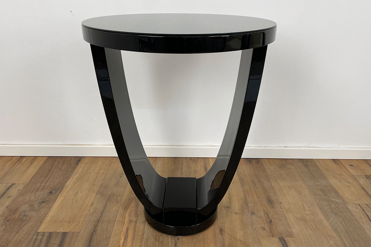 Art Deco style bistro table with black piano lacquer and Lacobel glass top