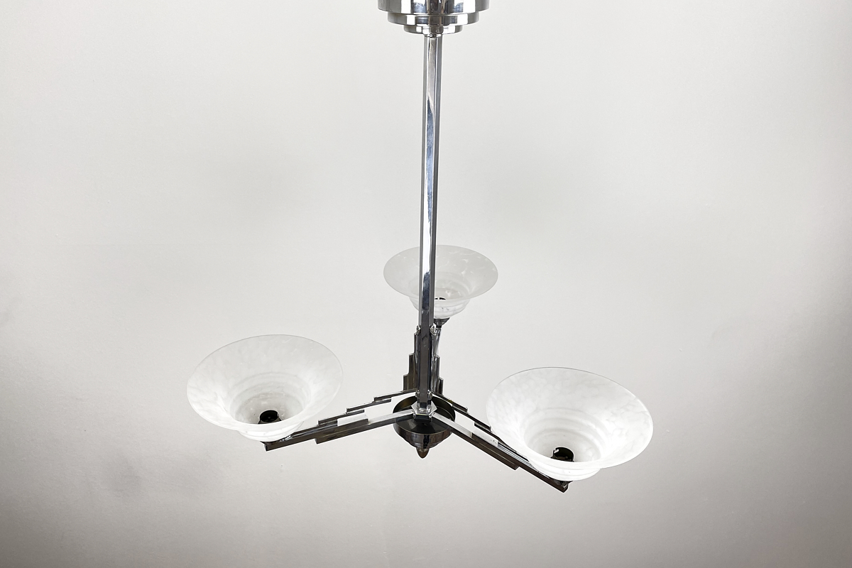 Art Deco lamp France around 1925 Chrome stepped shape with white glass
