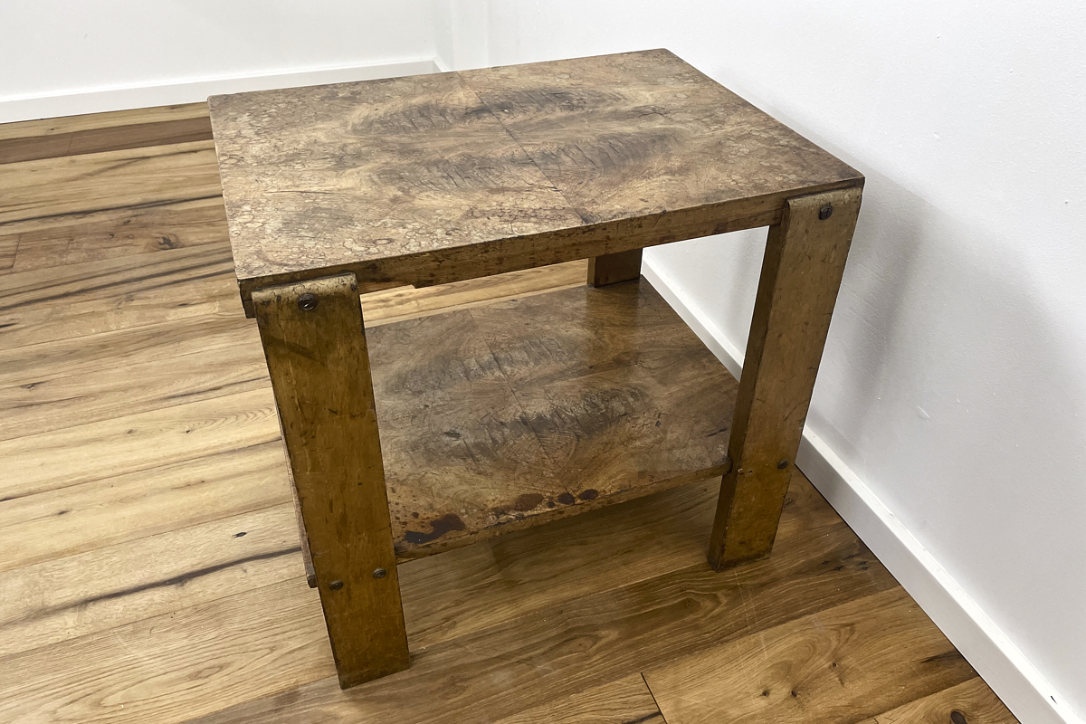 Art Deco side table with expressive walnut veneer from near Paris around 1930