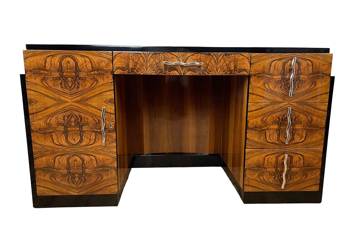 Art Deco Desk from Paris 'Villa Victor Hugo' Around 1925 with Stunning Walnut
