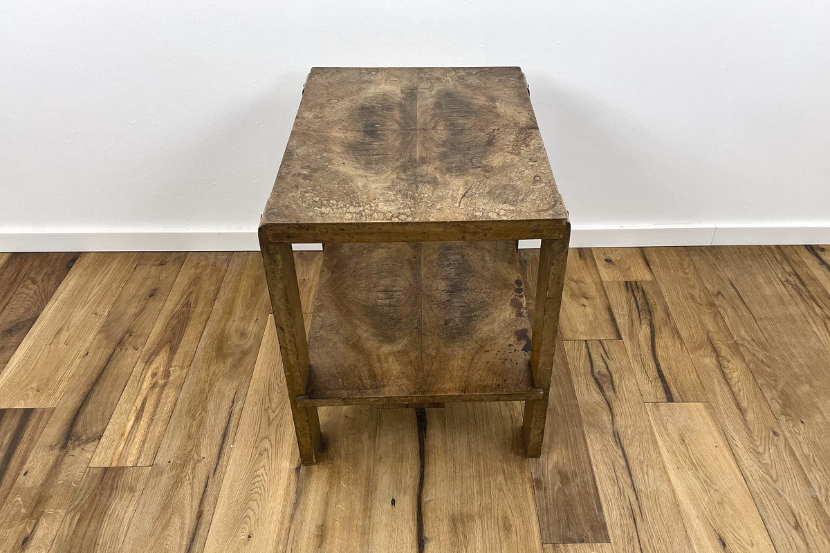 Art Deco side table with expressive walnut veneer from near Paris around 1930