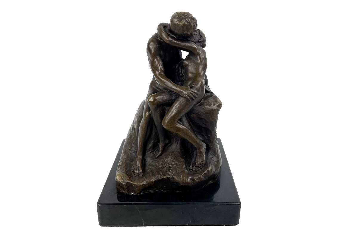 "The Kiss" bronze figure in Art Deco style