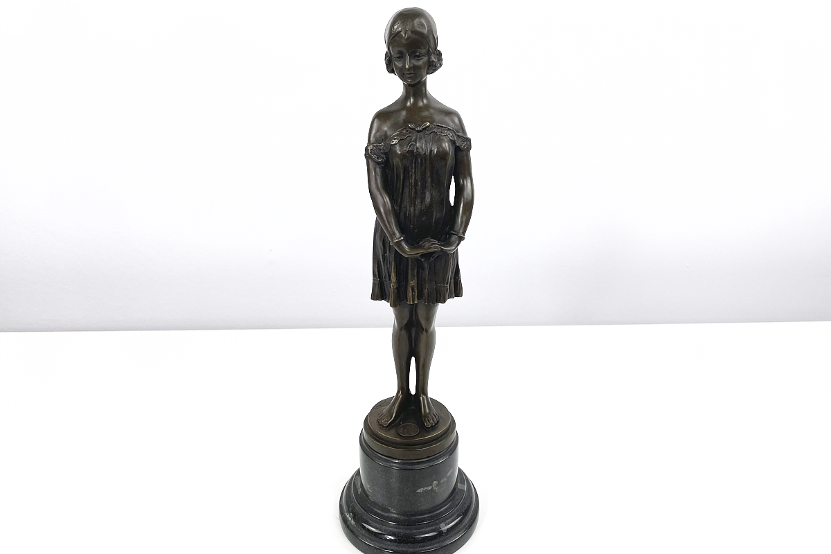 Beautiful bronze figure