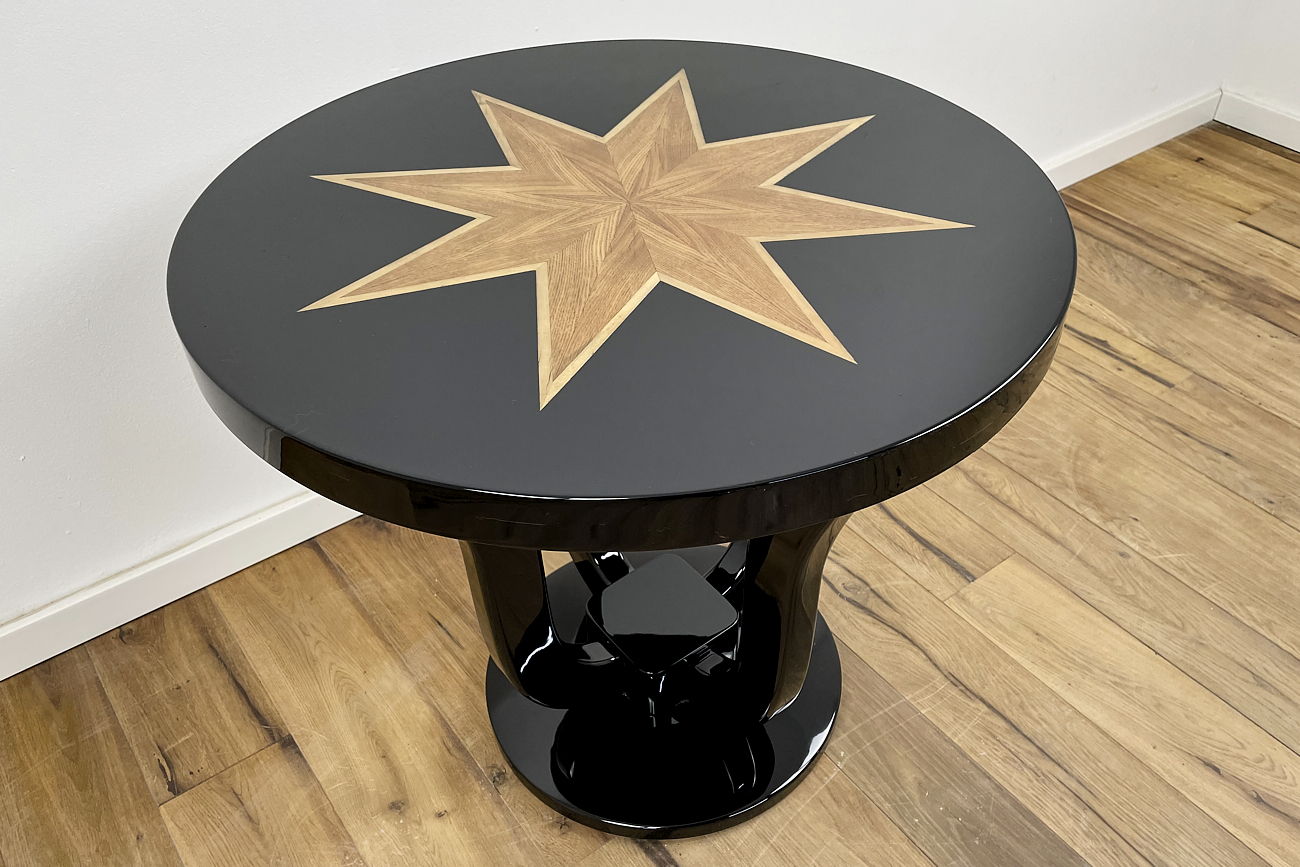 Art Deco side table with curved legs and stunning ash veneer
