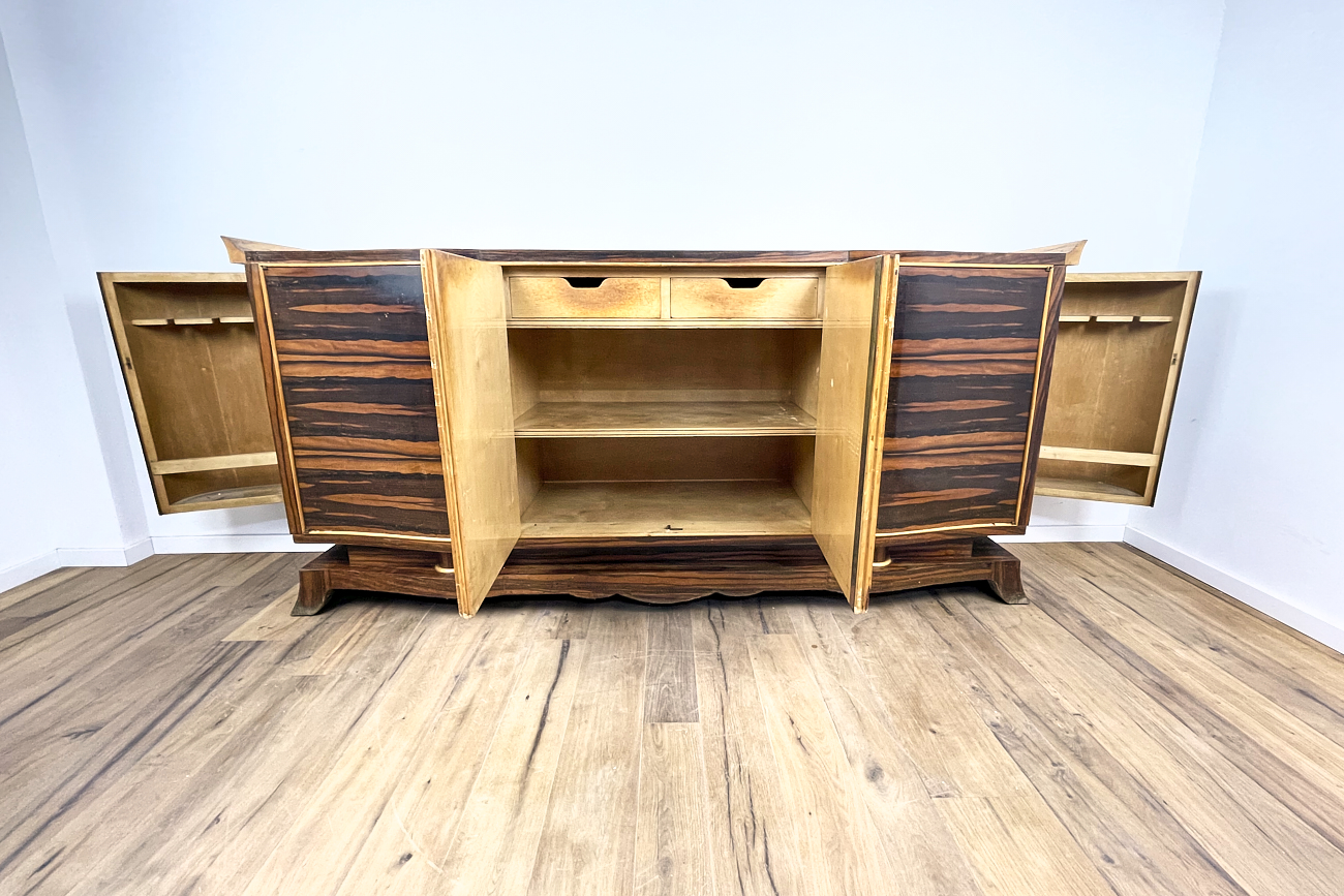   Art Deco sideboard in Macassar with bar cases on the sides