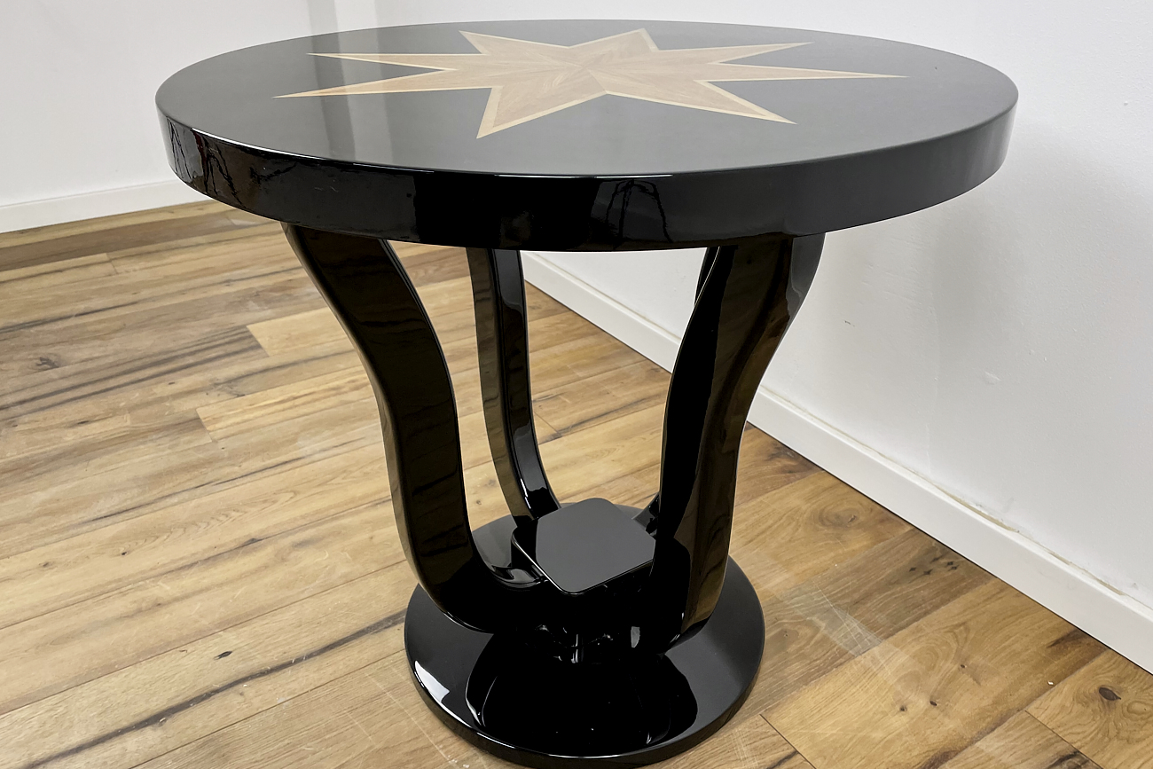 Art Deco side table with curved legs and stunning ash veneer