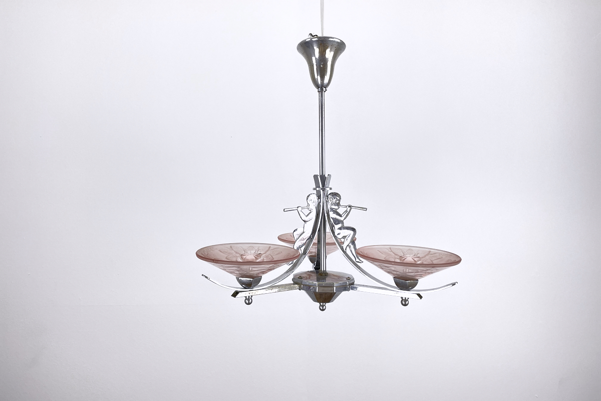   Art Deco lamp France around 1925 chrome with angel motif and pink glass with a floral pattern, signed Mueller Freres Luneville