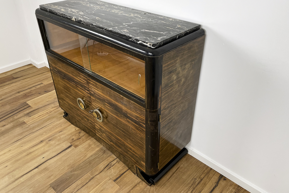 Art Deco chest of drawers from France with beautiful Makassar