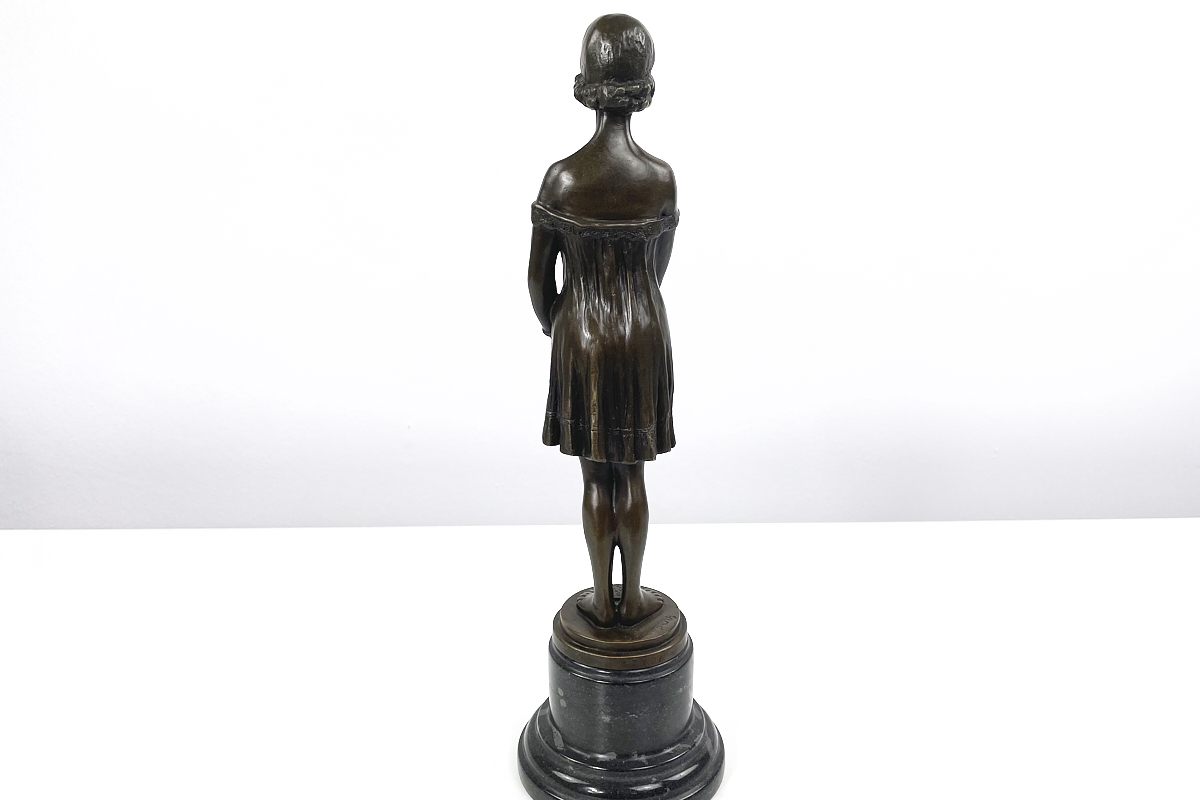 Beautiful bronze figure