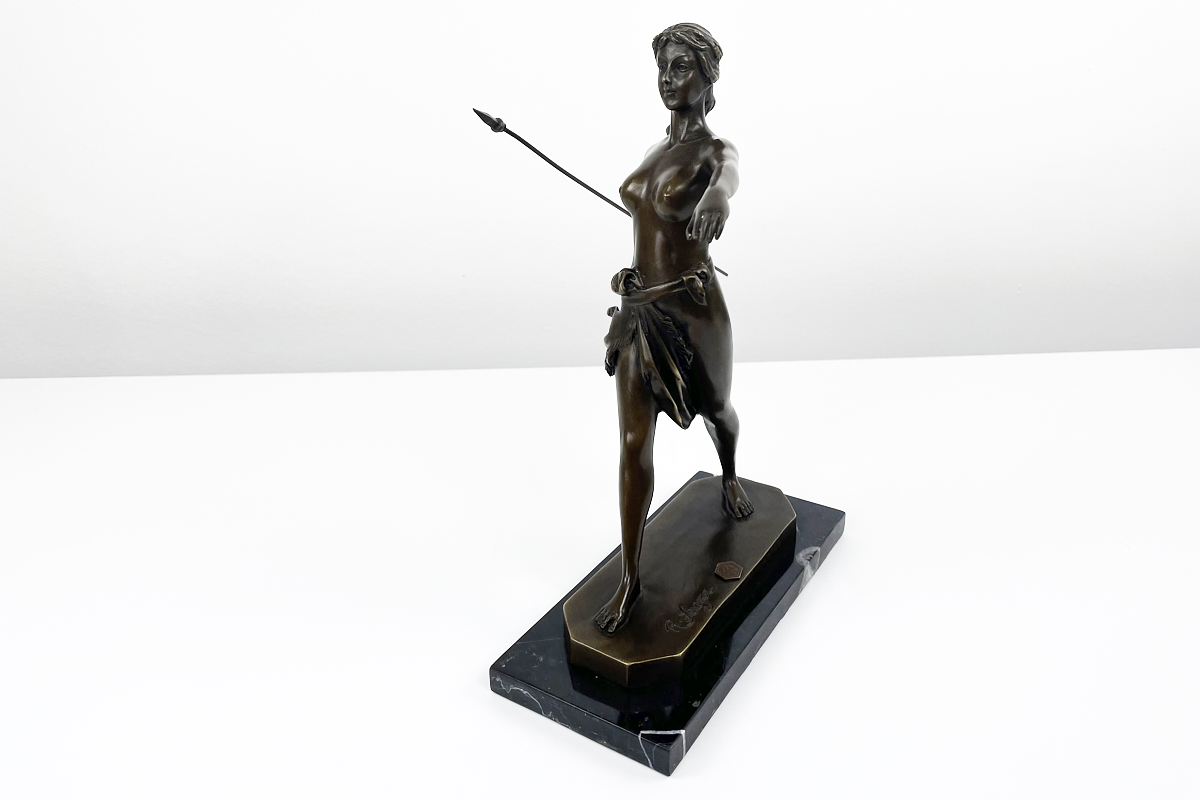 Beautiful bronze figure