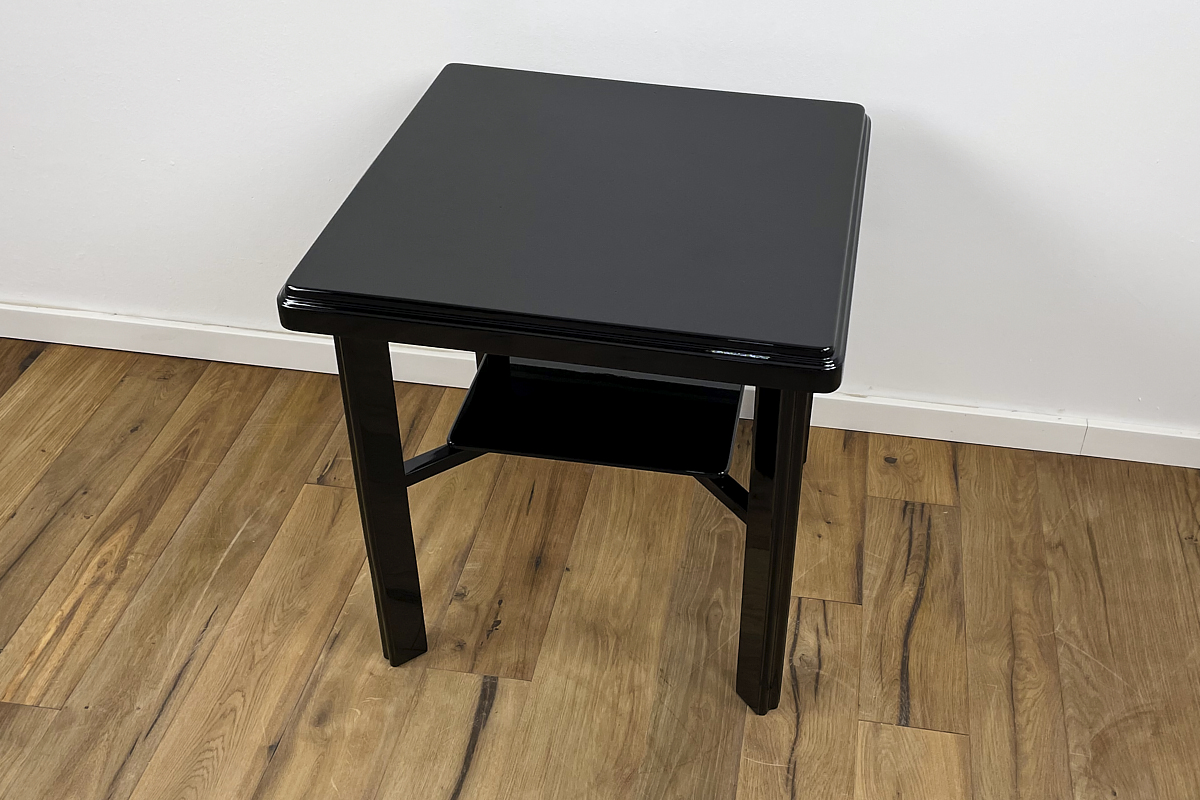 Art Déco Sidetable around 1940 from Germany in highgloss black Lacquer