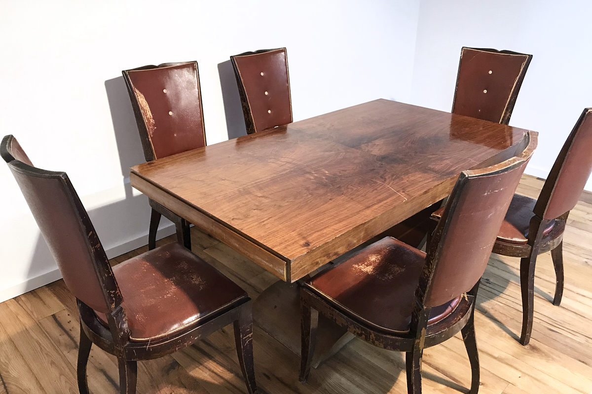 Art Deco gondola table with walnut from France
