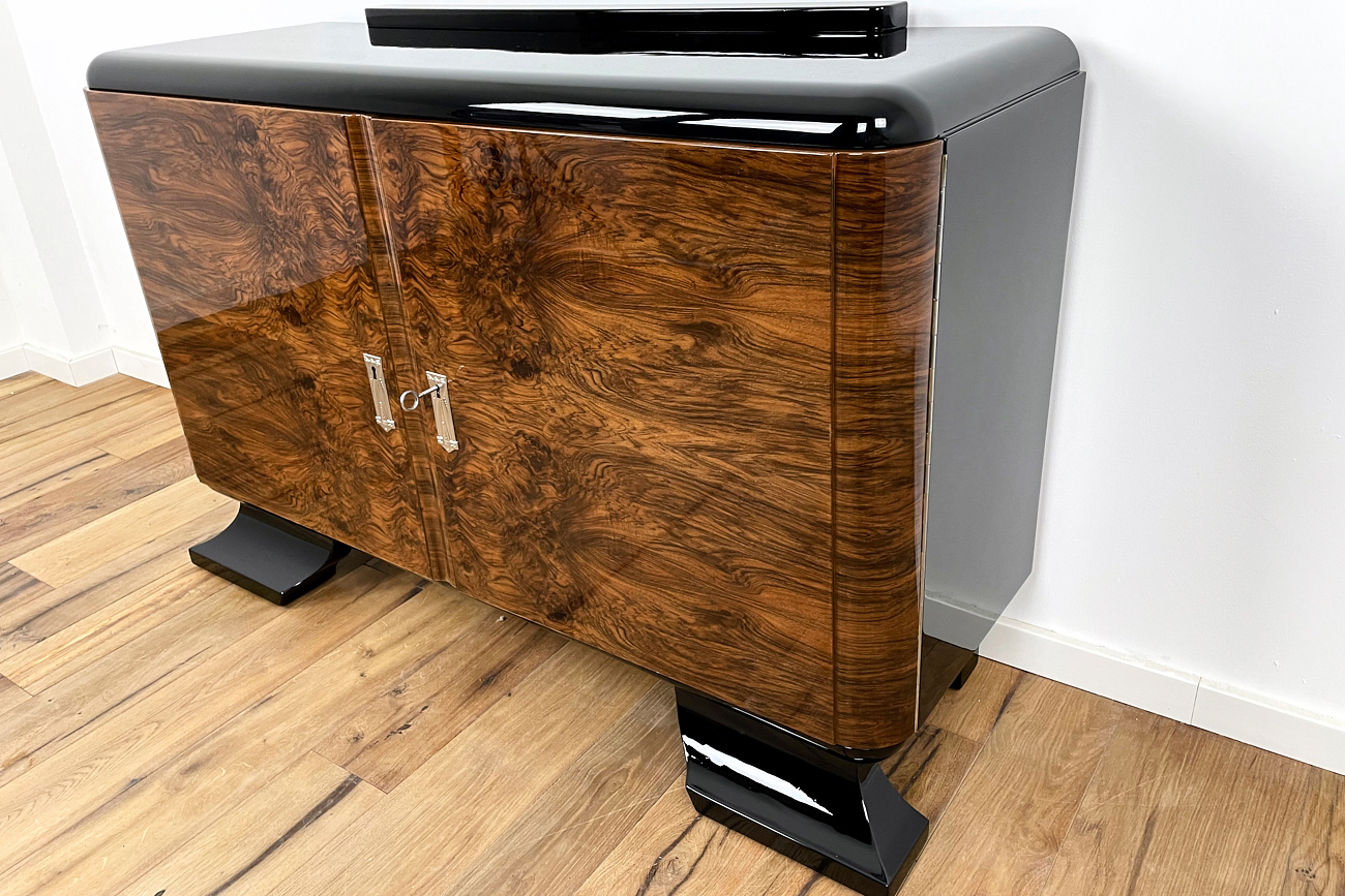 Art Deco chest of drawers from Berlin around 1930