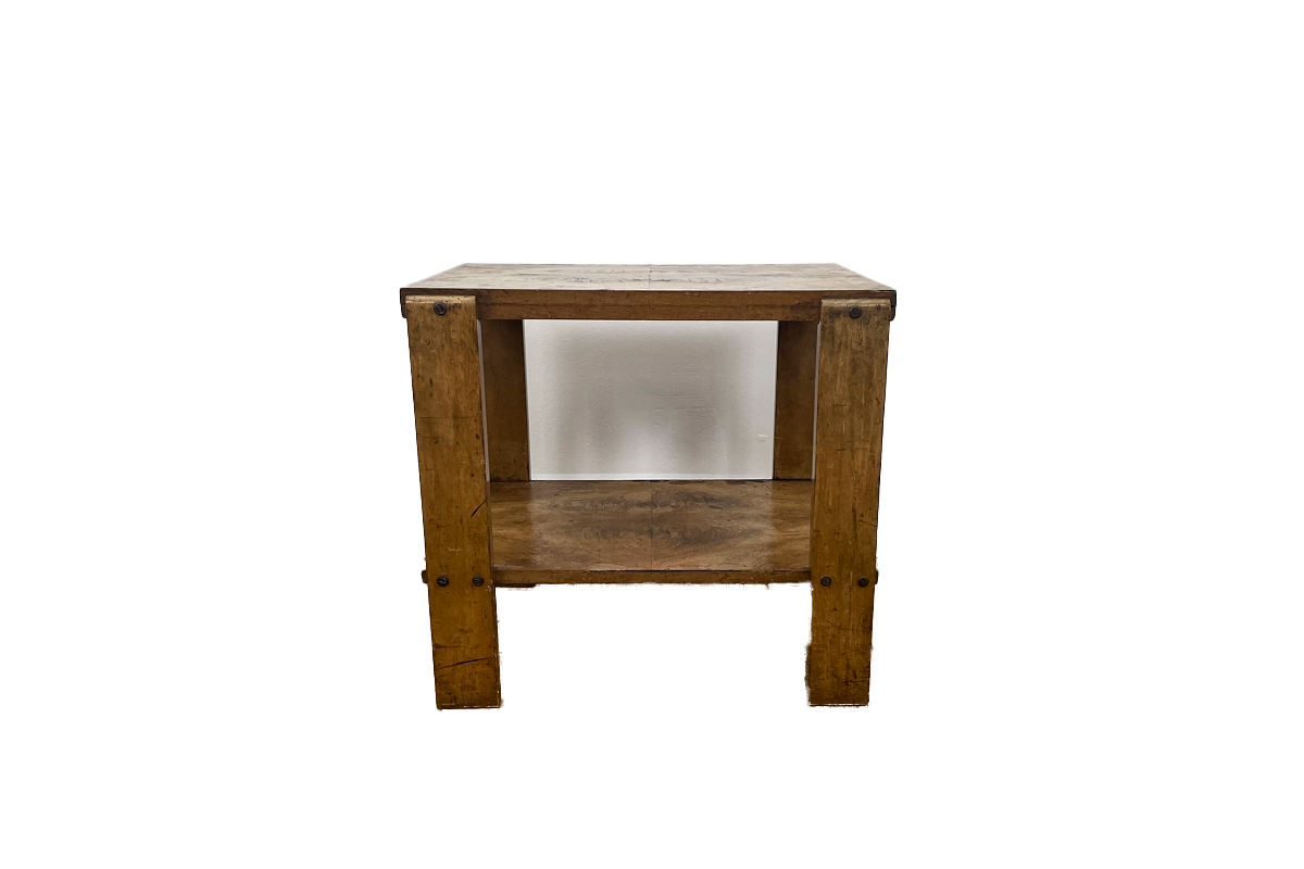 Art Deco side table with expressive walnut veneer from near Paris around 1930
