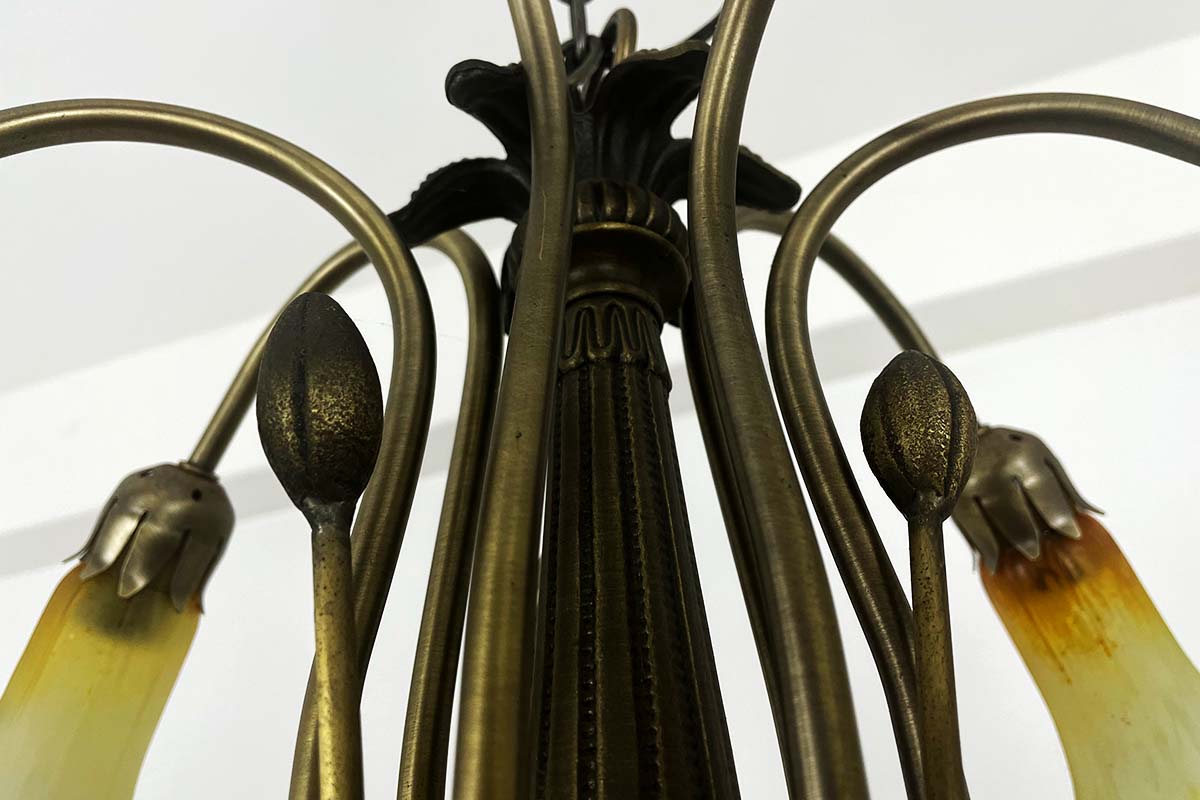 Art Nouveau lamp with stylized angel's trumpets (flowers)