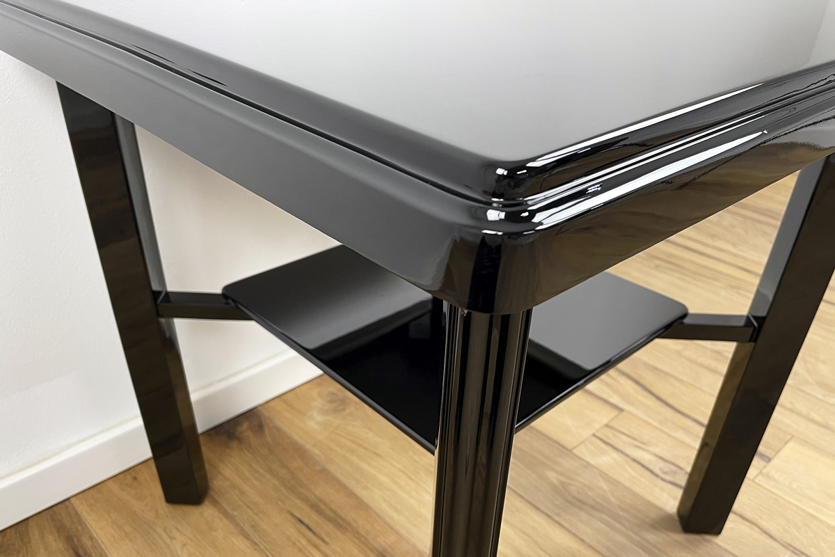 Art Déco Sidetable around 1940 from Germany in highgloss black Lacquer