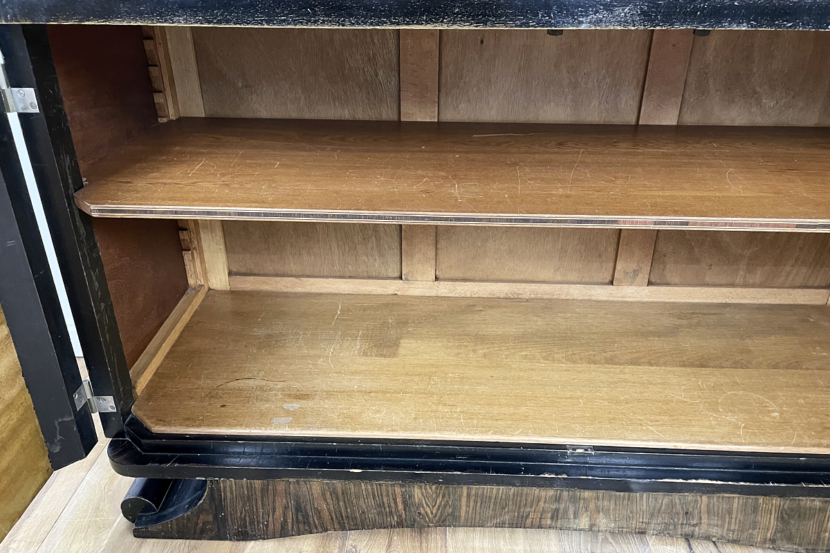 Art Deco chest of drawers from France with beautiful Makassar