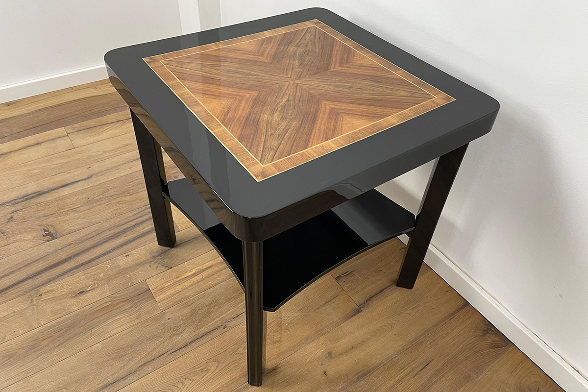 Art Deco Sidetable with Walnut and Black Piano Lacquer
