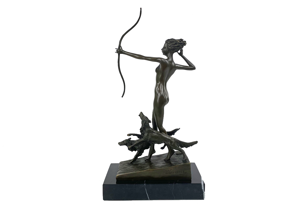 Beautiful bronze figure