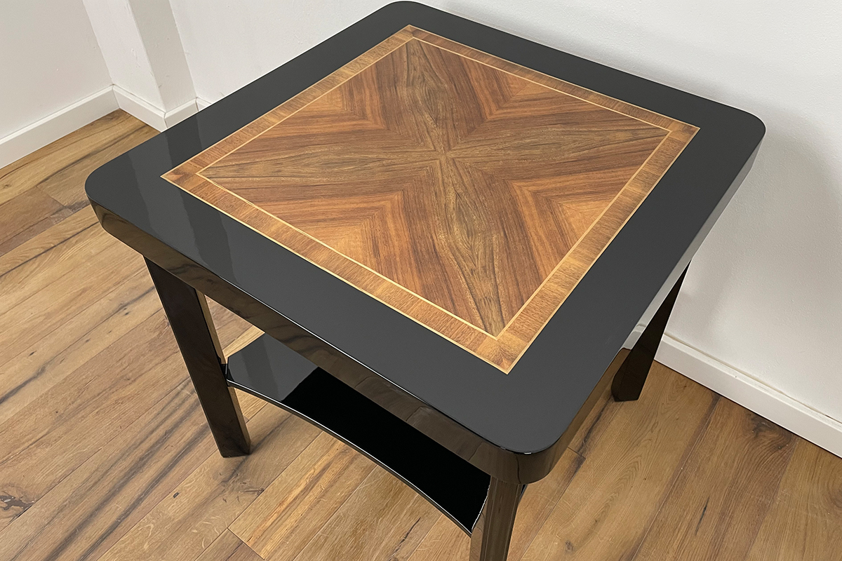 Art Deco Sidetable with Walnut and Black Piano Lacquer