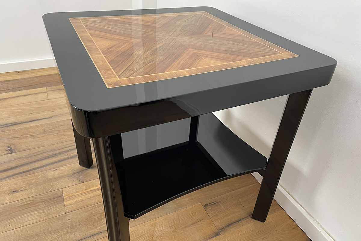 Art Deco Sidetable with Walnut and Black Piano Lacquer
