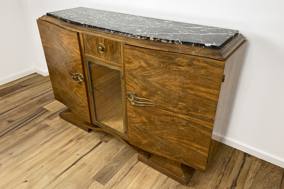 Art Deco sideboard from Paris around 1925 with walnut veneer