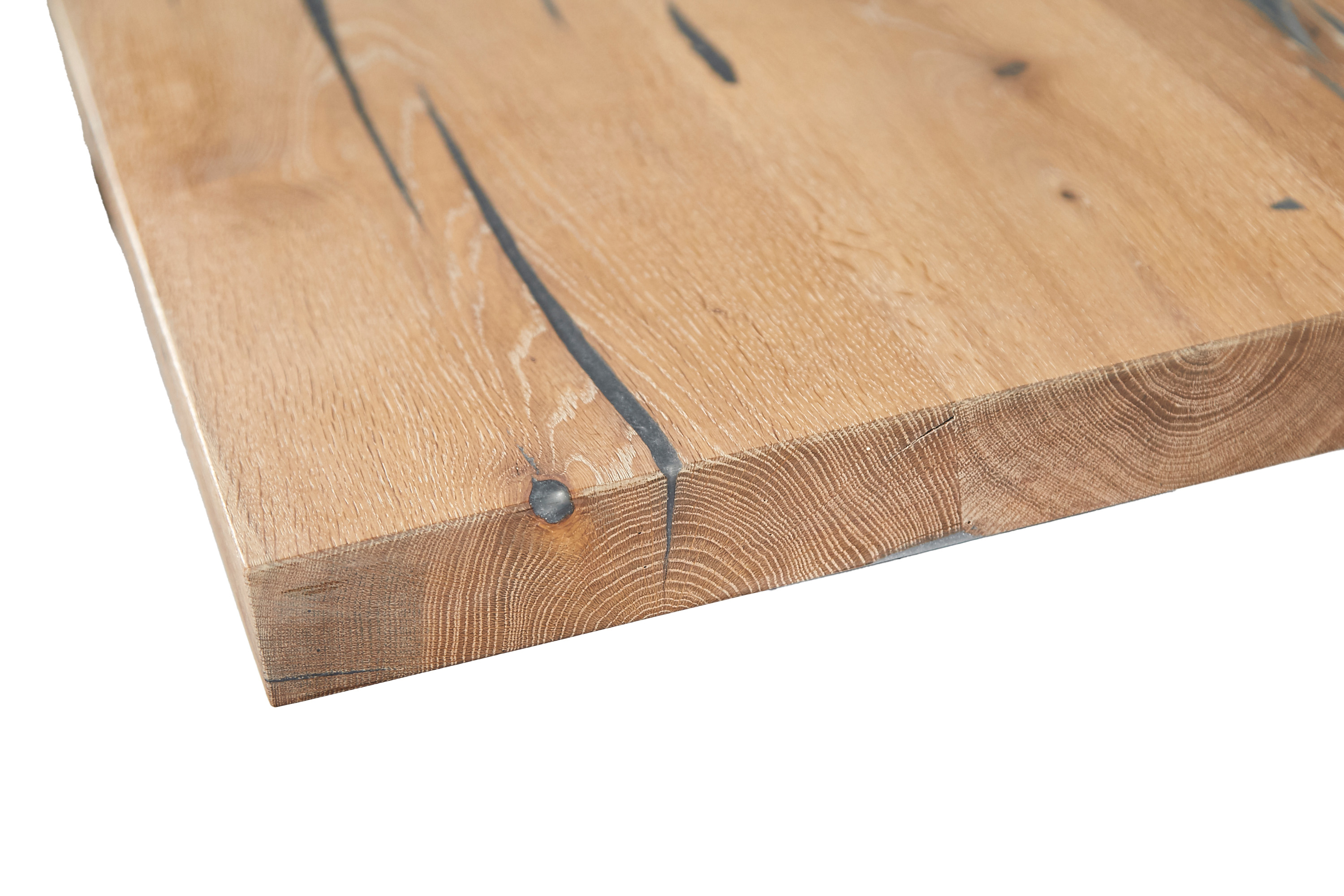 Oak table top with a smoky touch