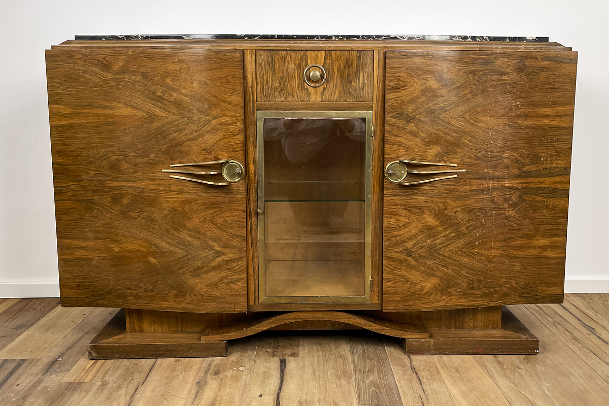 Art Deco sideboard from Paris around 1925 with walnut veneer