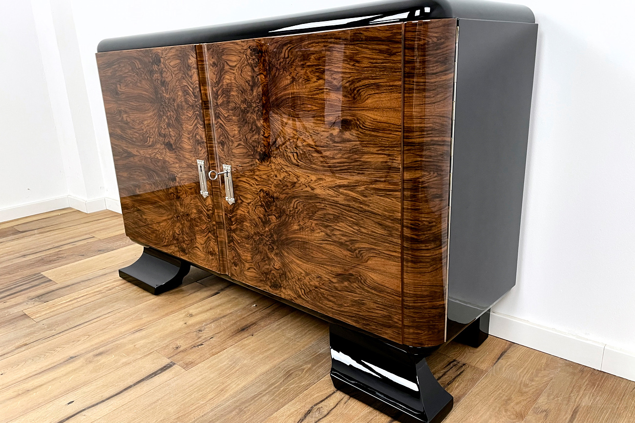 Art Deco chest of drawers from Berlin around 1930
